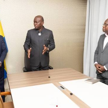 Le président Brice Oligui Nguema recadre la Fonction publique lors d’une visite inopinée