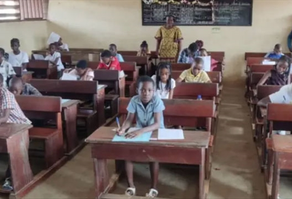 Image5 École gabonaise : apprendre selon le lieu où l’on naît